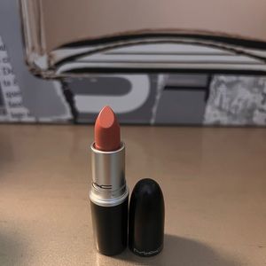 MAC COSMETICS HONEYLOVE LIPSTICK NEW NEVER USED